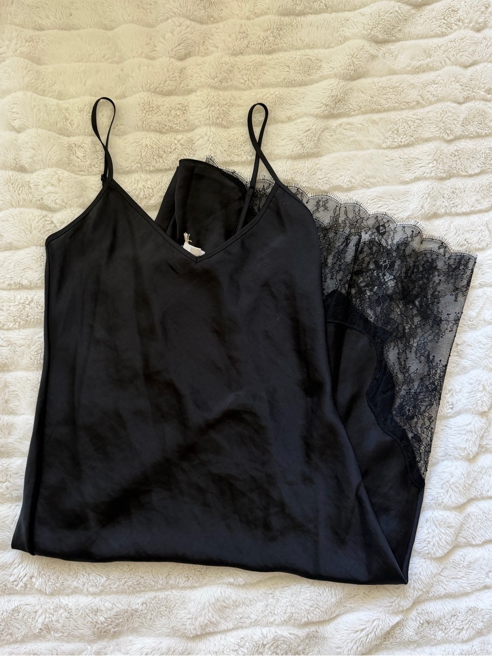 Aritzia Sonnet Satin Dress